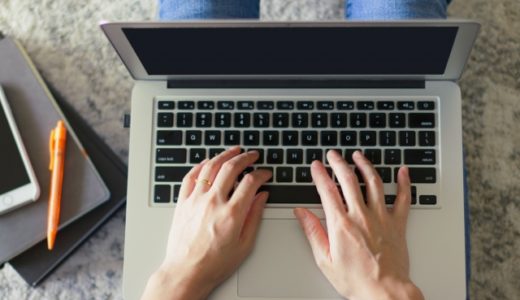 在宅で稼げる副業とは?メリットデメリットも紹介